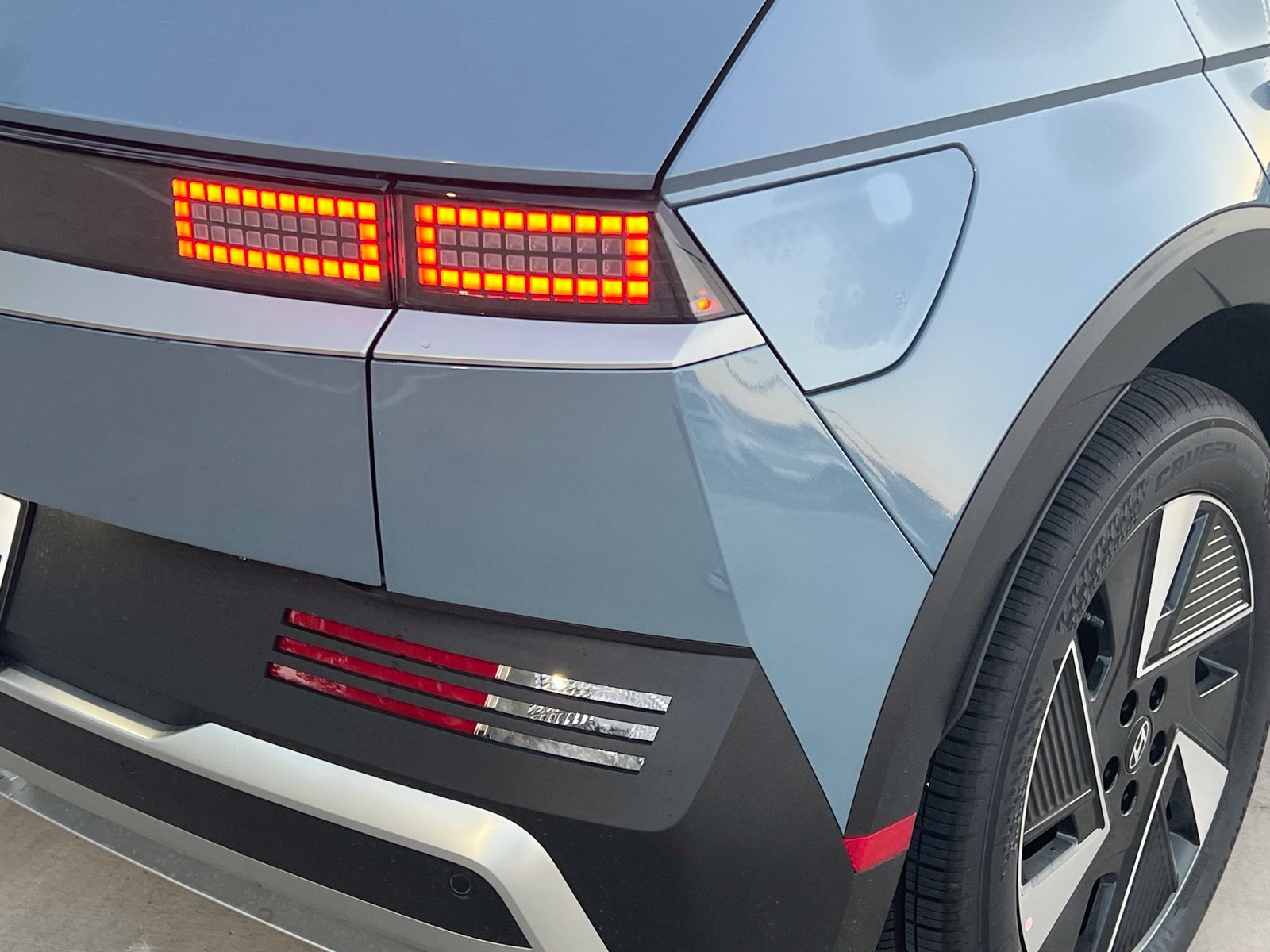 New 2027 Hyundai Ioniq 5 SE RWD image 13