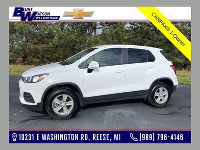 Used 2022 Chevrolet Trax LS w/ Tint and Cruise Package