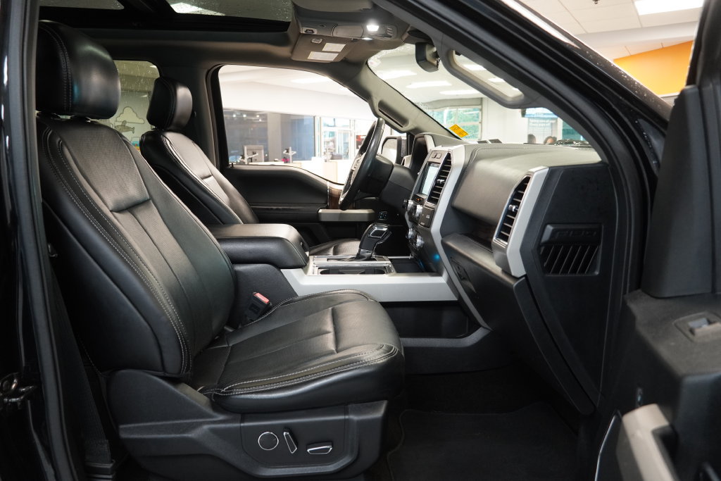 Used 2018 Ford F150 Lariat w/ Equipment Group 502A Luxury AWD/4WD image 36