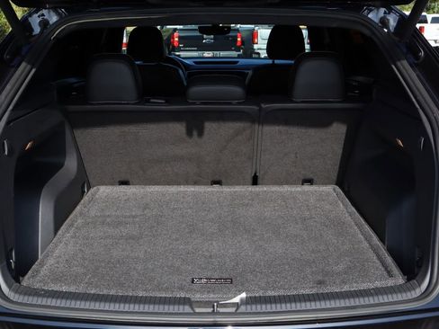 Used 2021 Volkswagen Atlas Cross Sport SE image 23