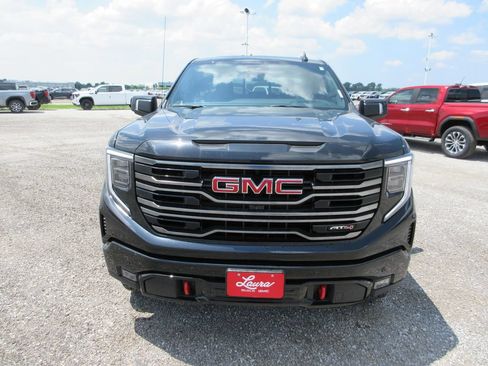 New 2026 GMC Sierra 1500 AT4 w/ AT4 Premium Package AWD/4WD image 13
