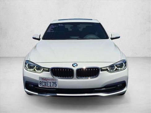 Used 2018 BMW 328d Sedan RWD image 2