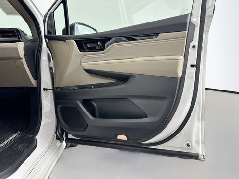 Used 2022 Honda Odyssey Touring image 45