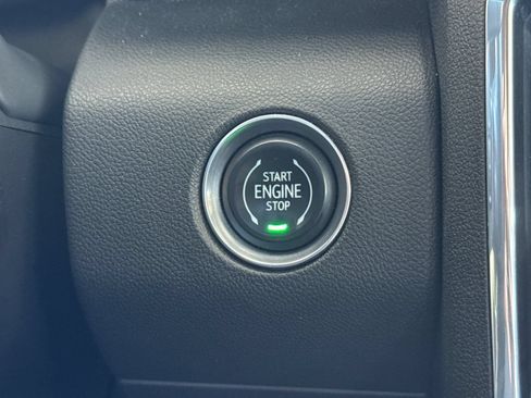 Used 2024 GMC Acadia Elevation FWD image 35