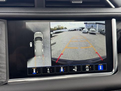 Used 2023 GMC Yukon Denali image 20