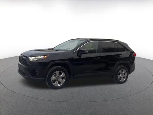 Used 2025 Toyota RAV4 XLE image 8