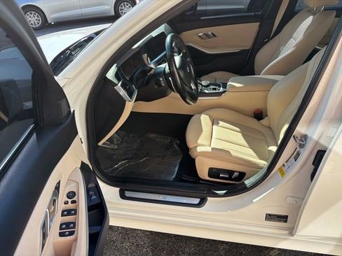 Used 2021 BMW 330i Sedan RWD image 9