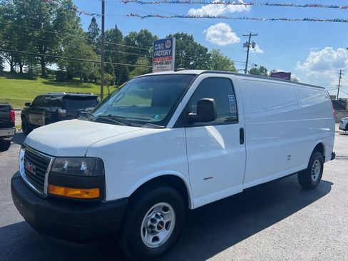 Used 2018 GMC Savana 2500 Extended RWD image 31