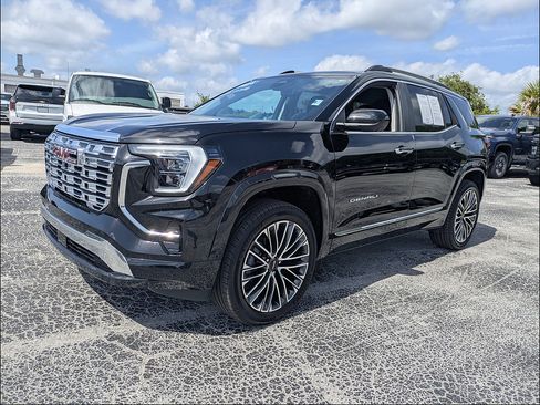 Certified 2026 GMC Terrain Denali AWD/4WD image 8