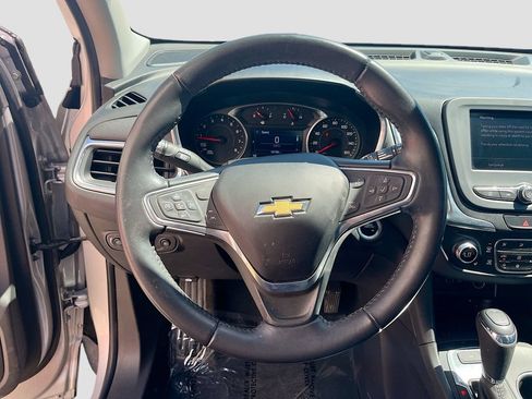 Used 2020 Chevrolet Equinox LT AWD/4WD image 11