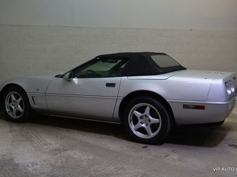 Used 1996 Chevrolet Corvette Convertible image 28