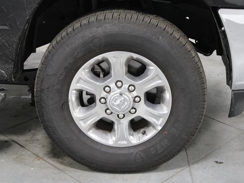 Used 2025 RAM 2500 Big Horn image 14