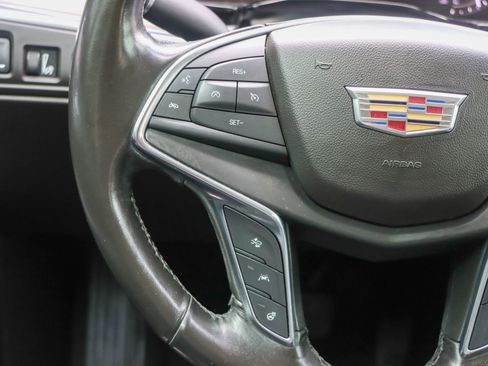 Used 2019 Cadillac XT5 Premium Luxury w/ Driver Assist Package FWD image 29