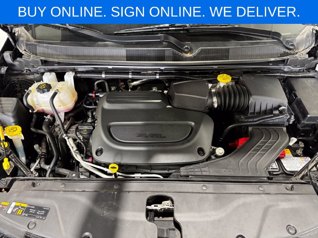 Used 2024 Chrysler Pacifica Limited FWD image 11