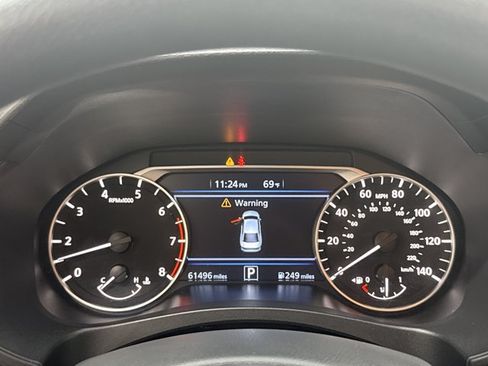 Used 2024 Nissan Altima 2.5 SV AWD/4WD image 19