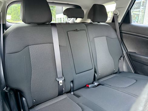 Used 2023 Kia Sportage LX AWD/4WD image 12