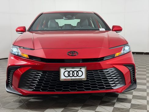 Used 2026 Toyota Camry SE w/ Convenience Package image 6