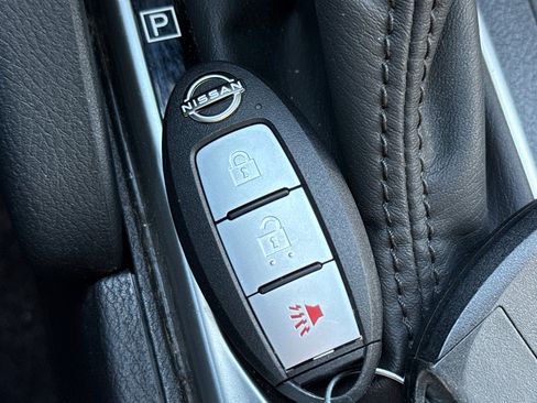 Certified 2022 Nissan Frontier S w/ Technology Package image 32