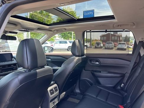 Used 2023 Nissan Rogue SV w/ SV Premium Package AWD/4WD image 35