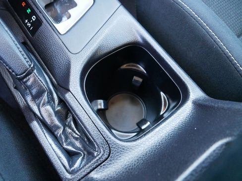 Used 2016 Toyota RAV4 XLE image 31