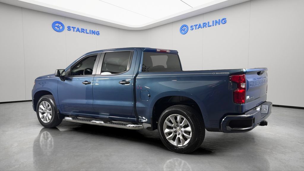 Certified 2024 Chevrolet Silverado 1500 Custom RWD image 4