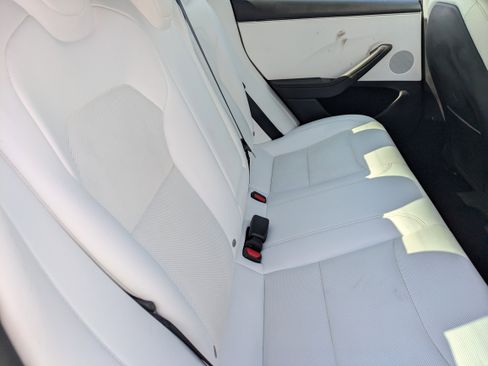 Used 2025 Tesla Model 3 Long Range image 13