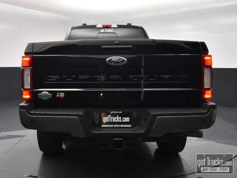 Used 2020 Ford F250 King Ranch w/ King Ranch Ultimate Package AWD/4WD image 6
