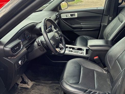 Used 2020 Ford Explorer Limited image 7