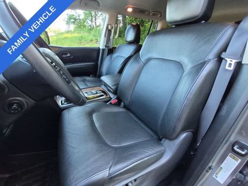 Used 2022 Nissan Armada SL w/ Captain's Chairs Package AWD/4WD image 27