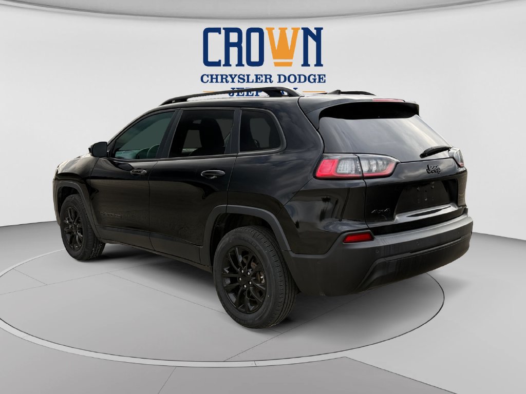 Used 2023 Jeep Cherokee Altitude Lux AWD/4WD image 5