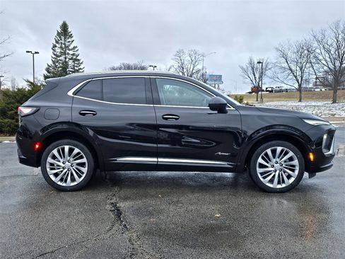 New 2026 Buick Envision Avenir image 9