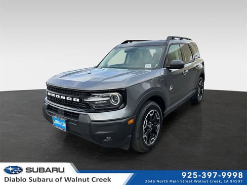 Used 2025 Ford Bronco Sport Outer Banks image 1