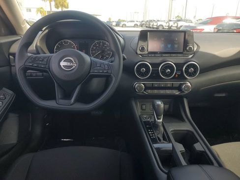 Used 2025 Nissan Sentra S FWD image 19