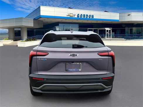 Used 2024 Chevrolet Blazer EV LT image 4