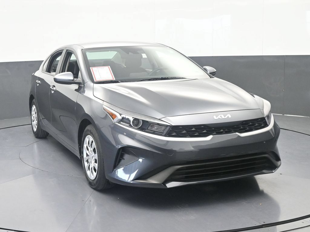 Used 2024 Kia Forte LX FWD image 9