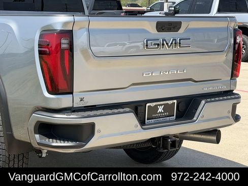 New 2026 GMC Sierra 2500 Denali Ultimate AWD/4WD image 6