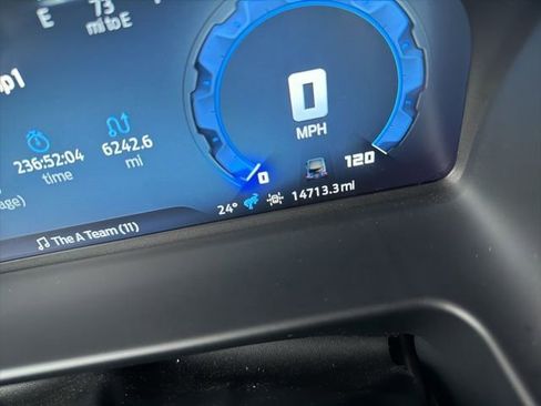 Used 2025 Ford Bronco Badlands image 47