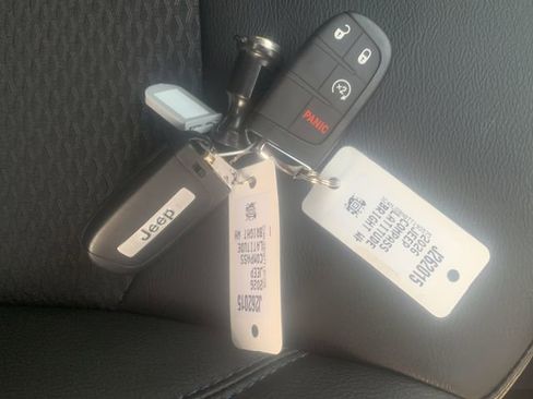 New 2026 Jeep Compass Latitude image 41