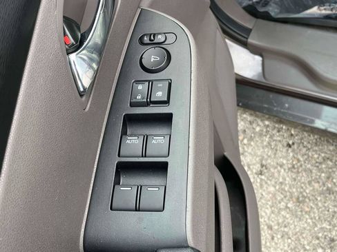 Used 2016 Honda Odyssey Touring image 18