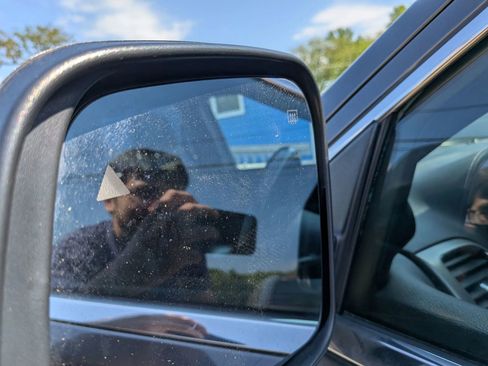 Used 2019 Jeep Grand Cherokee Laredo AWD/4WD image 17