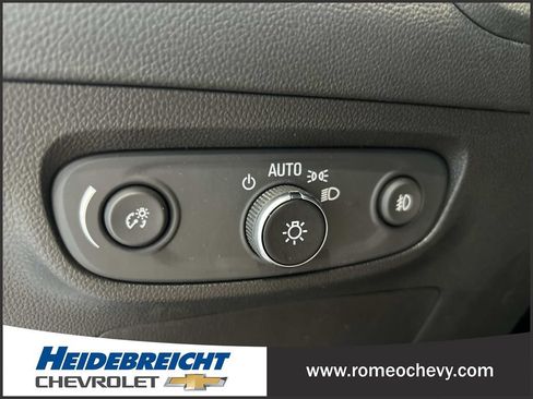 Used 2023 Buick Encore GX Preferred w/ Cold Weather Comfort Package FWD image 30