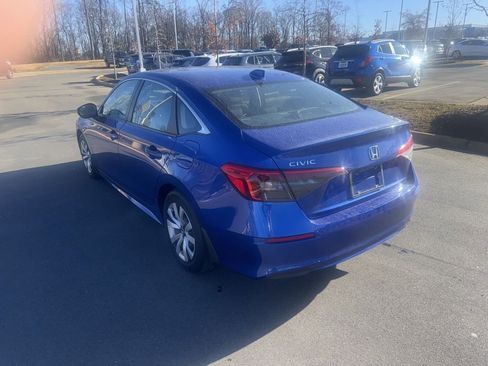 Used 2023 Honda Civic LX image 7