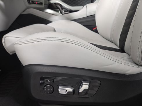 Used 2024 BMW X6 M Competition w/ Executive Package image 32