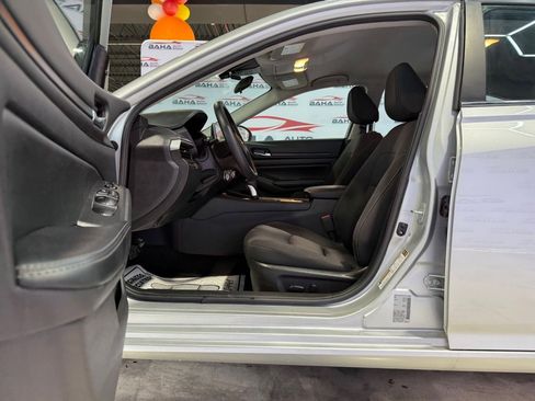 Used 2024 Nissan Altima 2.5 SV image 23