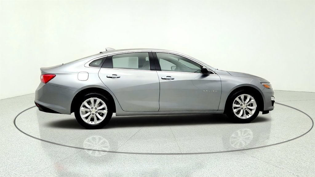 Used 2024 Chevrolet Malibu LT FWD image 4