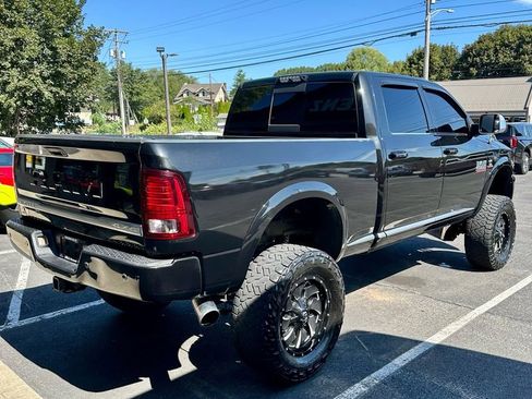 Used 2018 RAM 2500 Limited image 3