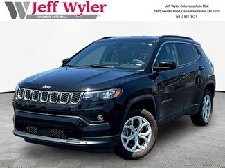 Used 2024 Jeep Compass Latitude w/ Convenience Group AWD/4WD video 1