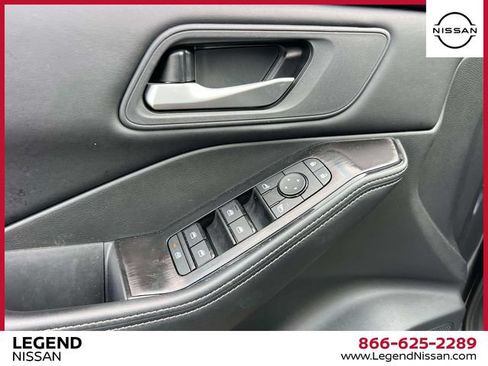 Certified 2026 Nissan Rogue SV AWD/4WD image 16