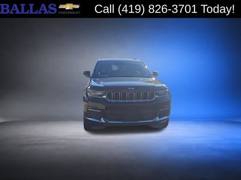 Used 2024 Jeep Grand Cherokee L Limited w/ Luxury Tech Group II AWD/4WD image 3