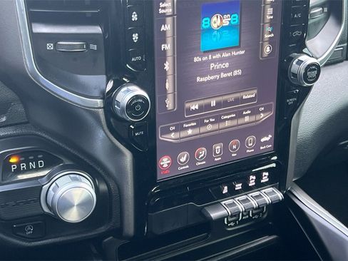 Used 2020 RAM 1500 Laramie image 24